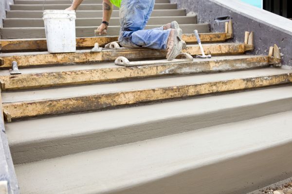 Concrete Steps Pouring in Battle Ground