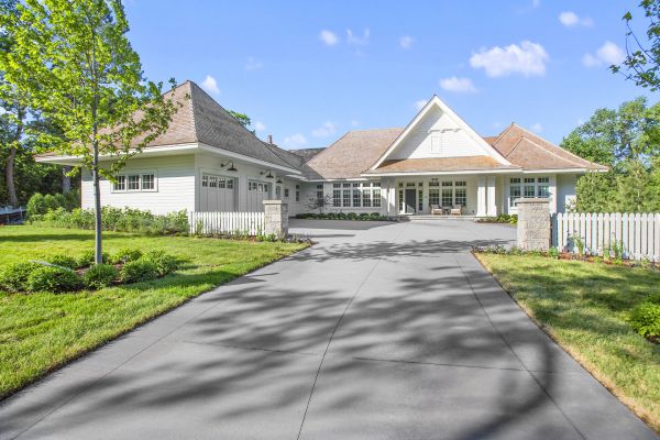 Cost of Driveway Concreting in Battle Ground