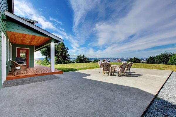 Backyard Concrete Paving in Battle Ground