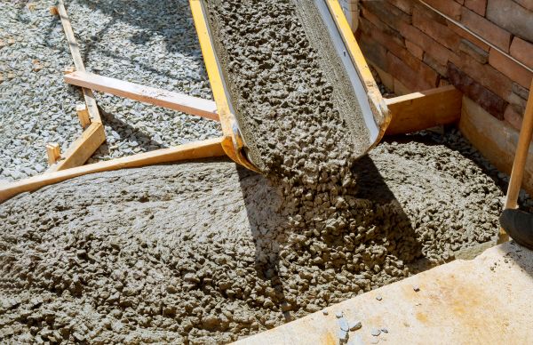 Cement Walkway Pouring in Battle Ground